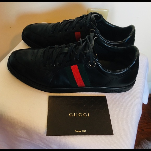 ❤️SOLD ❤️Authentic Gucci Men’s Black Sneakers - Picture 2 of 8